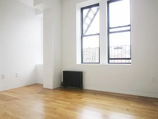 Rented by City Connections Realty | media 19