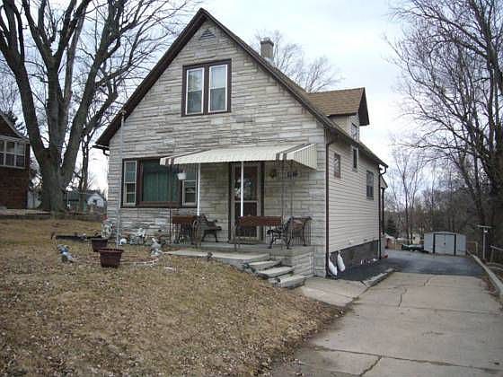 1st image of 1716 Bellevue Blvd N