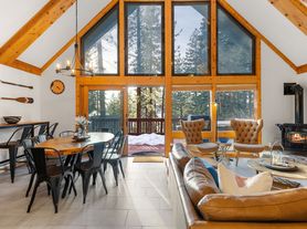 262 Park Ln, Kings Beach, CA