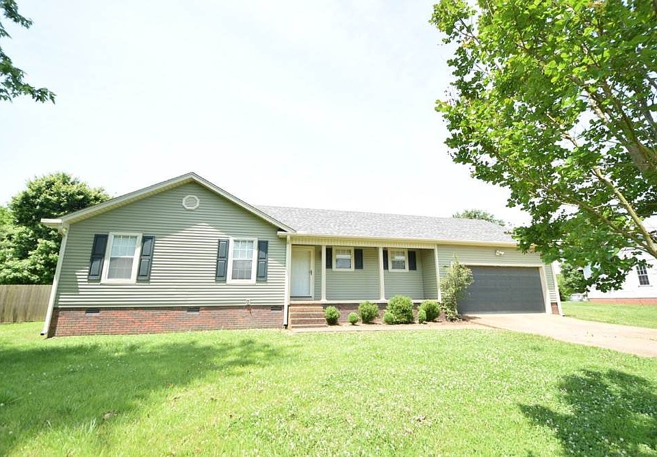 1st image of 21 Clement Dr