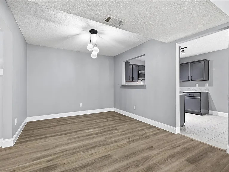 2909 Menlo Park Ln — Photo 13