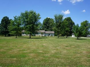 2547 Porter Rd, Atwater, OH 44201