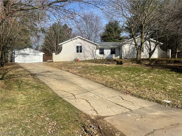 5810 Starview Cir, Clinton, OH 44216