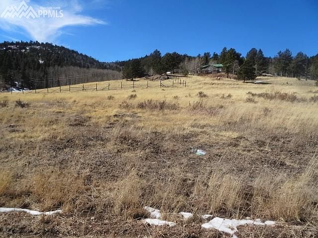 1st image of 425 Arapahoe Trl