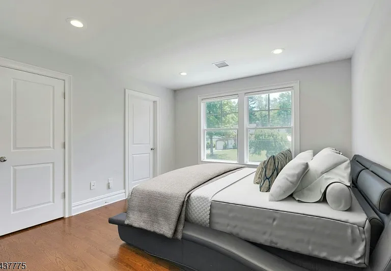 16 Exeter Rd — Photo 31