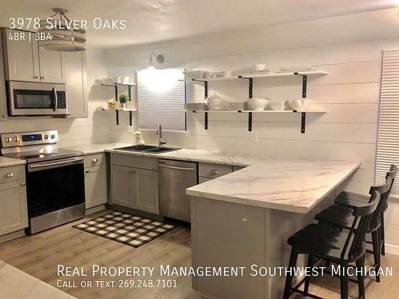 2nd image of 3978 Silver Oaks Dr