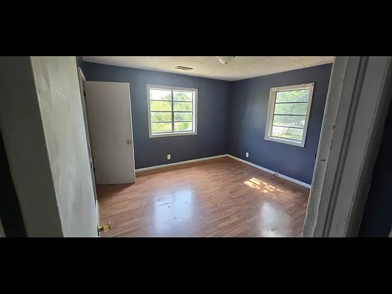 2217 Ballard Dr — Photo 6