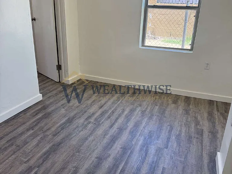 19 W Michigan Dr #A — Photo 10