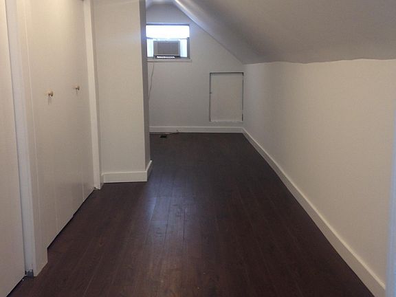 5th image of 360A Lawrence Ave W