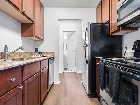 Uptown Square Apartments, 2908 Bryant Ave S #3-106, Minneapolis, MN 55408