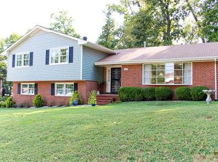 310 Norwood Dr, Colonial Heights, VA 23834