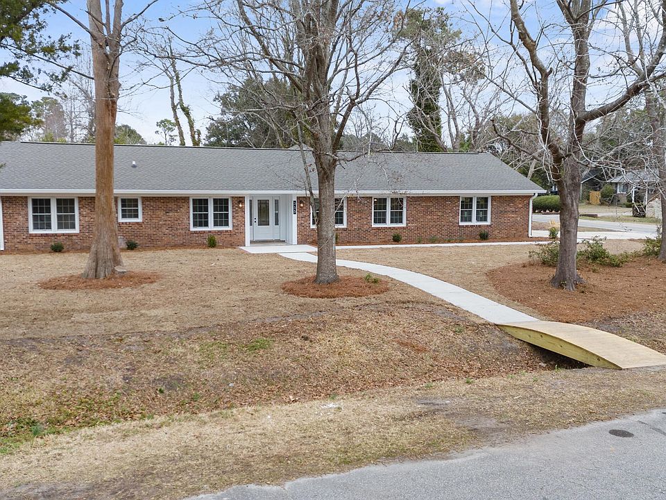 1st image of 355 Sabra Drive