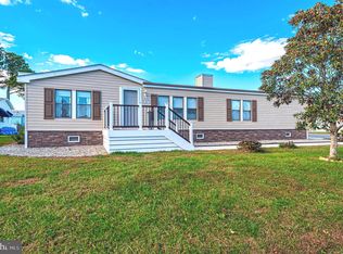 34 Anchor Way Dr, Berlin, MD 21811