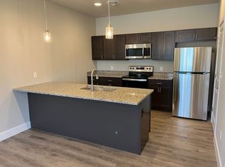 81 S 3rd St #101, Mount Wolf, PA 17347