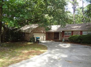 121 Azalea Dr, Summerville, SC 29485