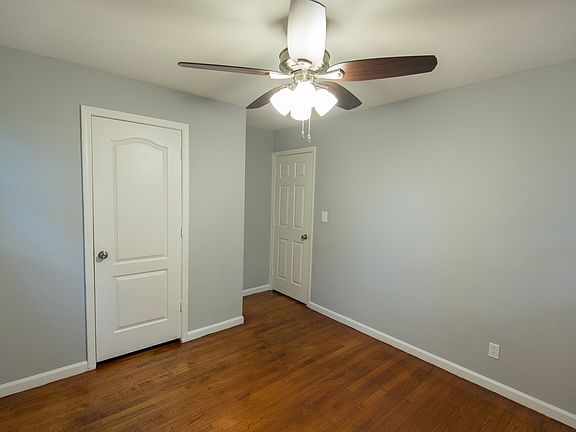 5th image of 165 Woods Dr NE