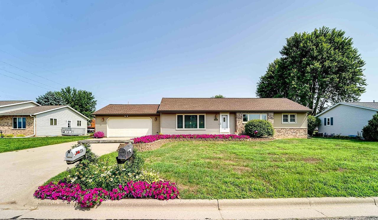 1602 Locust Lane, Prairie Du Sac, WI 53578 Zillow