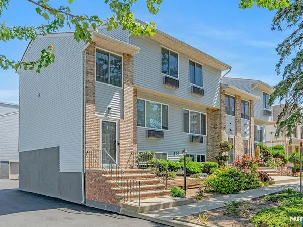 228 Johnson Ave APT 5, Hackensack, NJ 07601