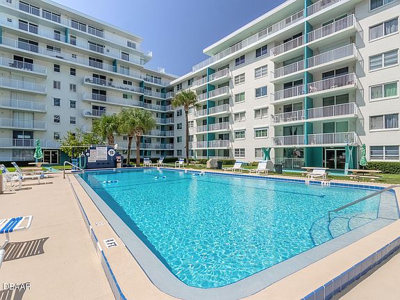 5th image of 2727 N Atlantic Ave #4140