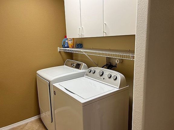 4th image of 1125 Campo Del Sol Ave NE