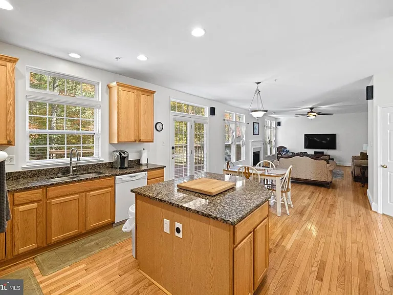 8008 Dorado Ter — Photo 12