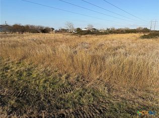 12 W Oaks, Victoria, TX 77905