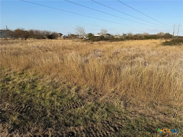 12 W Oaks, Victoria, TX 77905