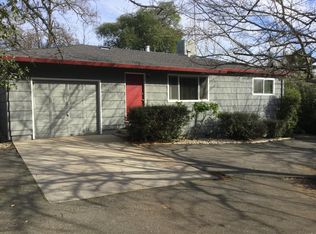 242 Carriage Ln, Auburn, CA 95603