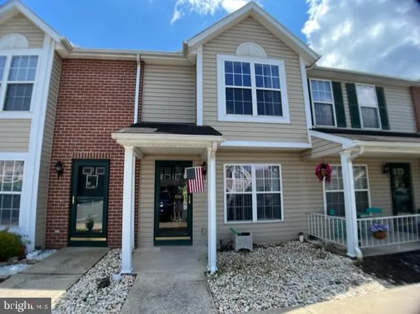 208 Fieldstone Ln, Bellefonte, PA 16823