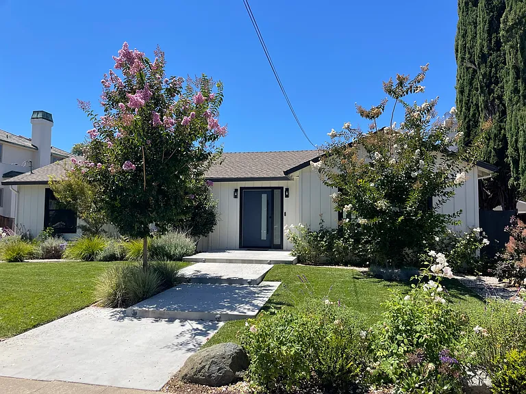 1230 Carmel Ter — Photo 1