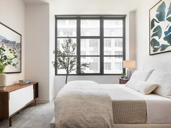 180 Front St #2E, Brooklyn, NY 11201