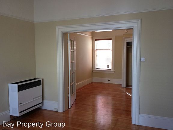5th image of 328 San Carlos St