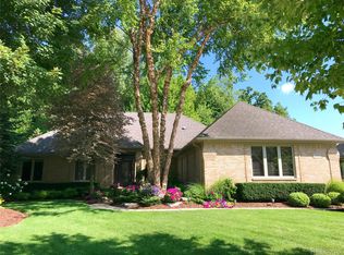 14959 Shady Ln, Shelby Township, MI 48315