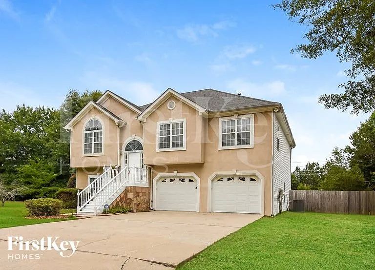 1229 Winsley Ct SW — Photo 2