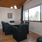 4 bed, 2000 sqft, $4,900 — Photo 3