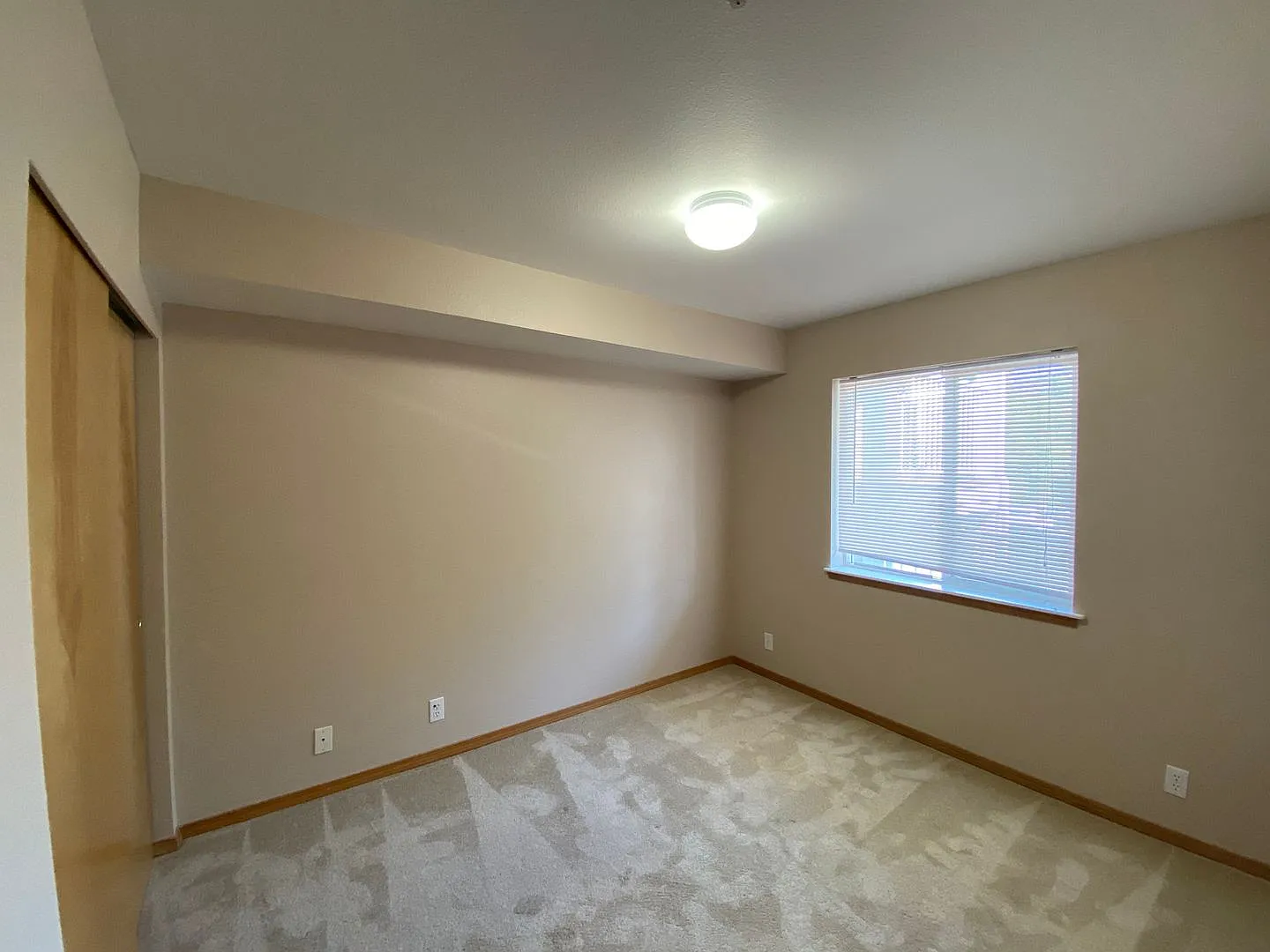 2715 W. Maplewood Ave #224 — Photo 4