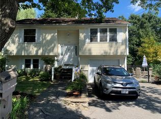 2 Cedar St, North Providence, RI 02911