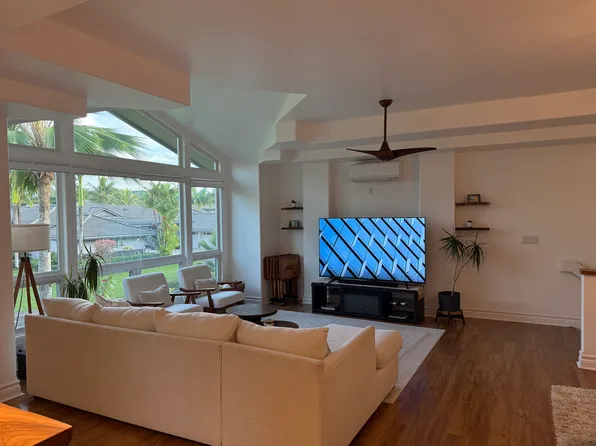 4100 Queen Emmas Dr APT 61, Princeville, HI 96722
