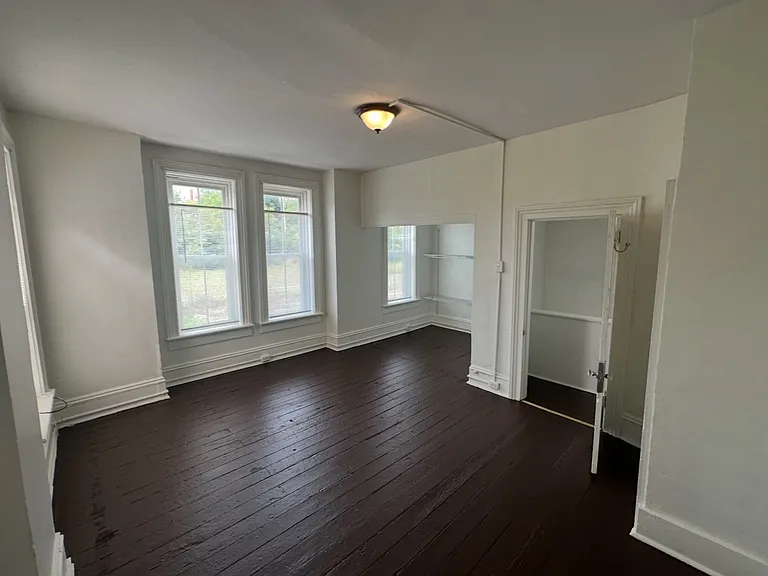 621 N 9th St #1 — Photo 21
