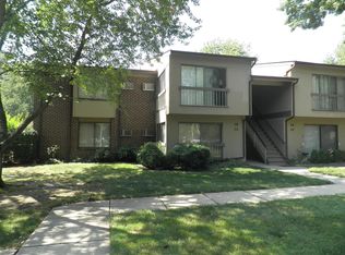 52 Lexington Ct, Red Bank, NJ