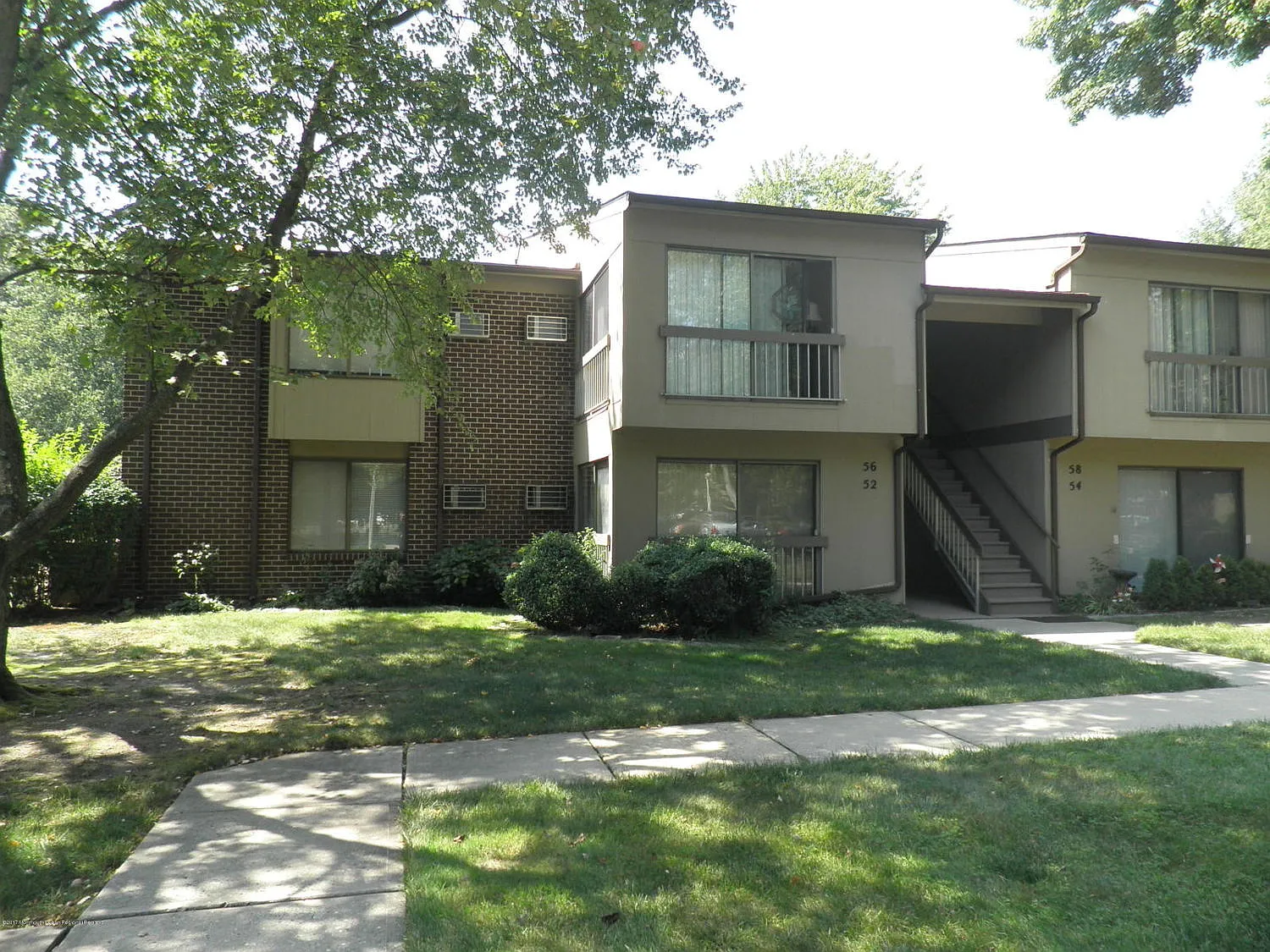 52 Lexington Ct photo 1