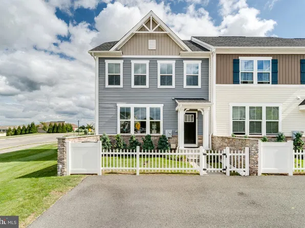 2 Ryan Ct, Gilbertsville, PA 19525