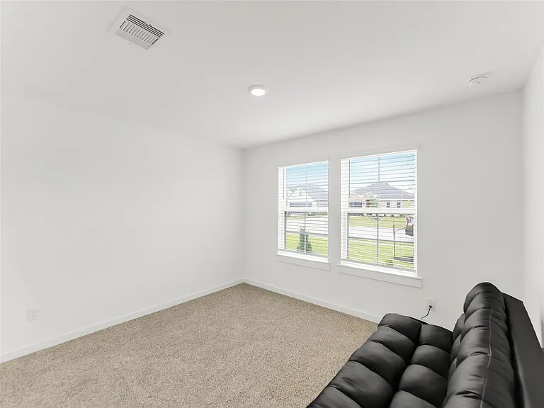 9515 Chelsea St — Photo 10