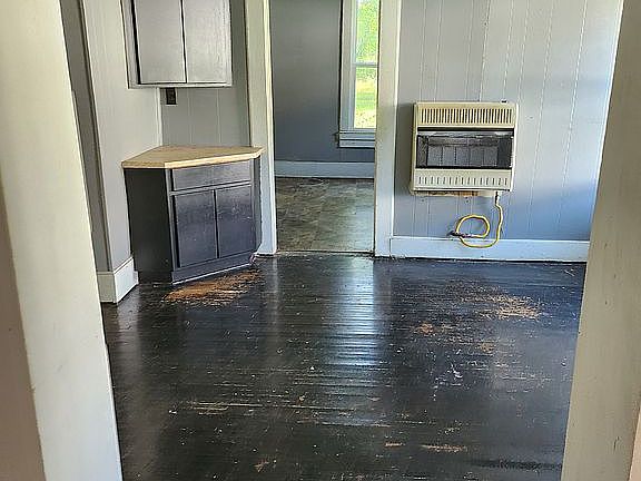 5th image of 1021 E McKinley Ave