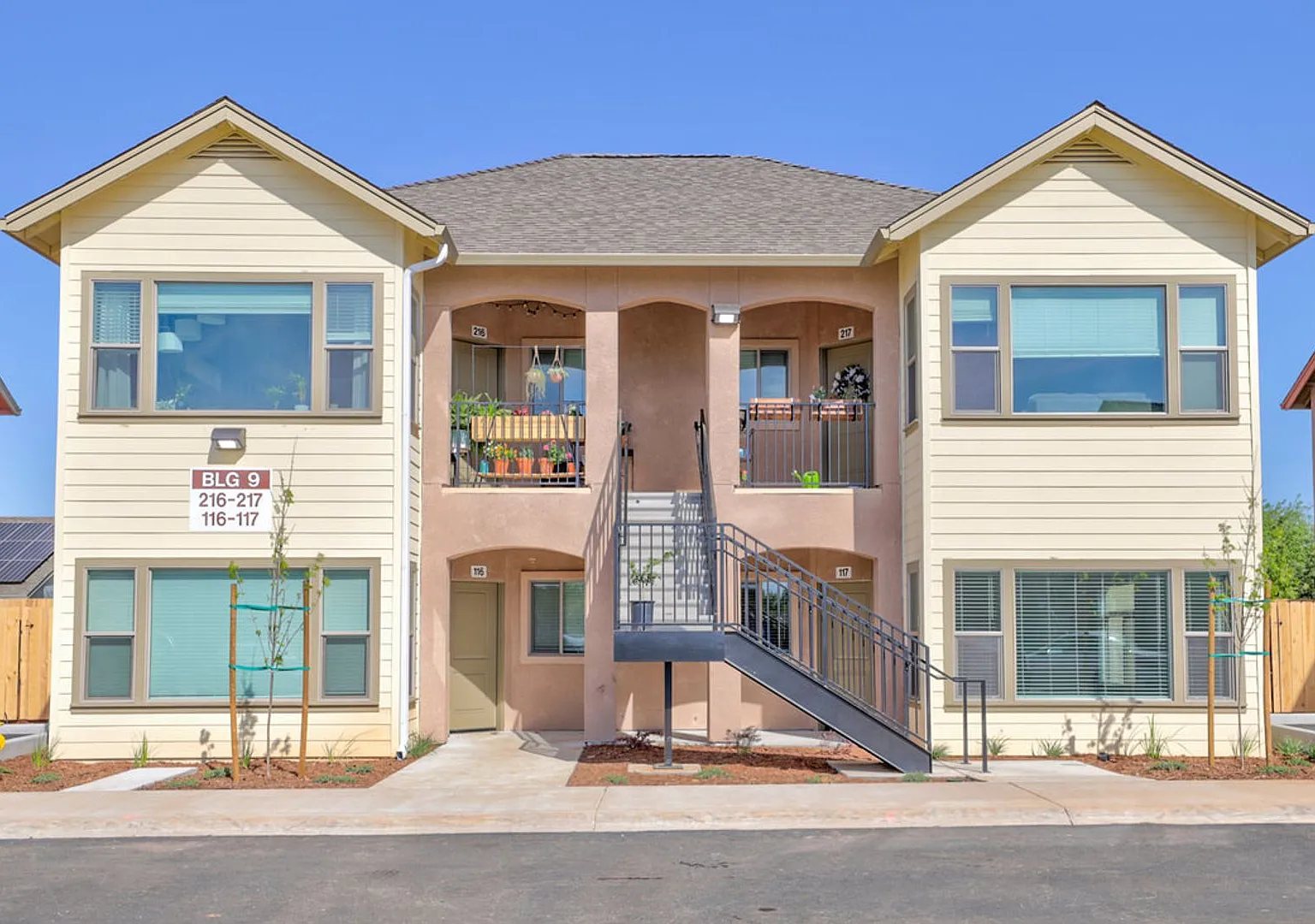 The Enclave Apartments — Photo 3