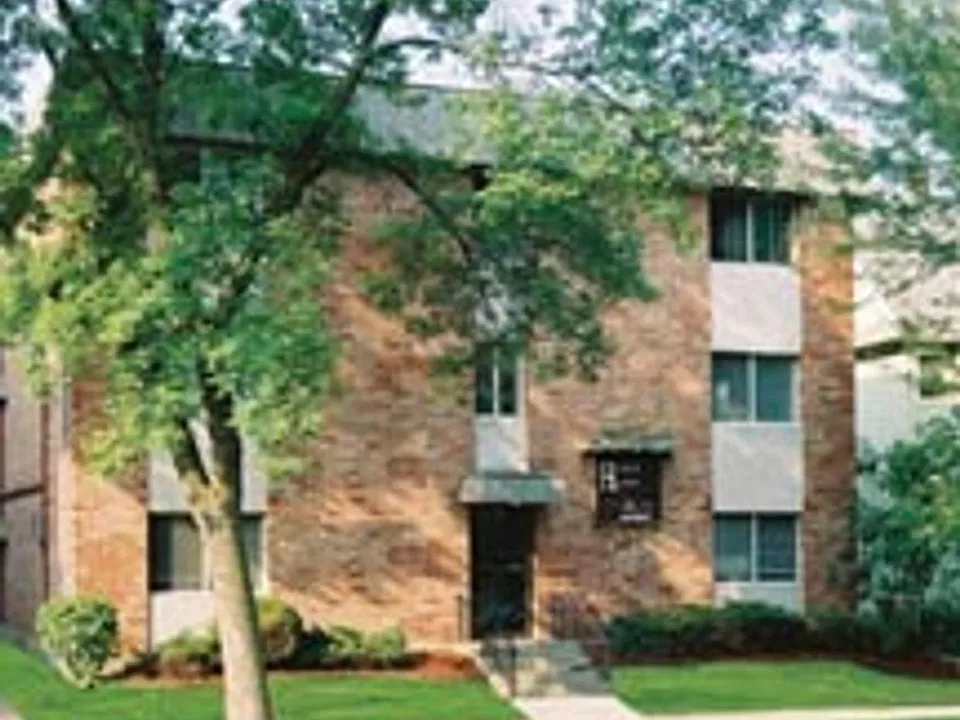 130 N Hancock St