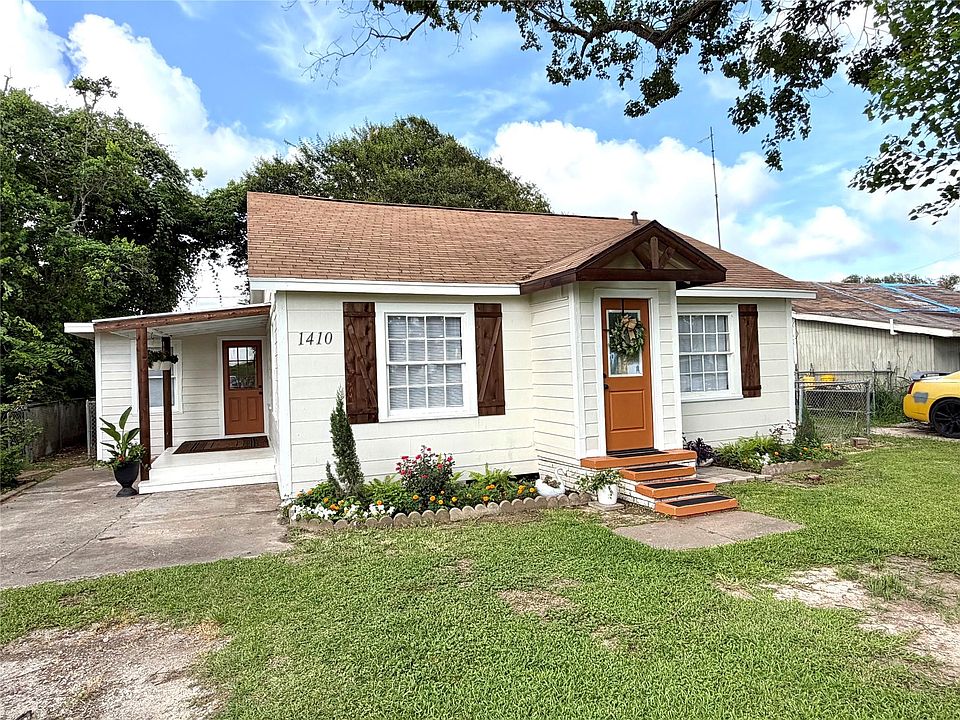 1st image of 1410 N Gulf Blvd