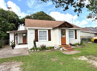 1410 N Gulf Blvd, Freeport, TX 77541
