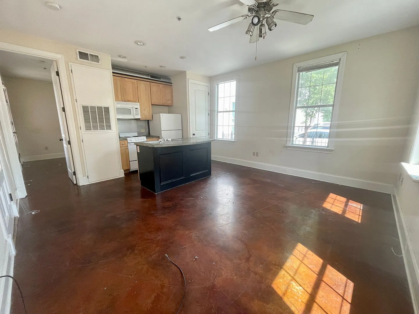 513 University Drive — Photo 4