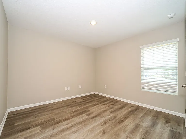 86106 Railway Pl — Photo 11